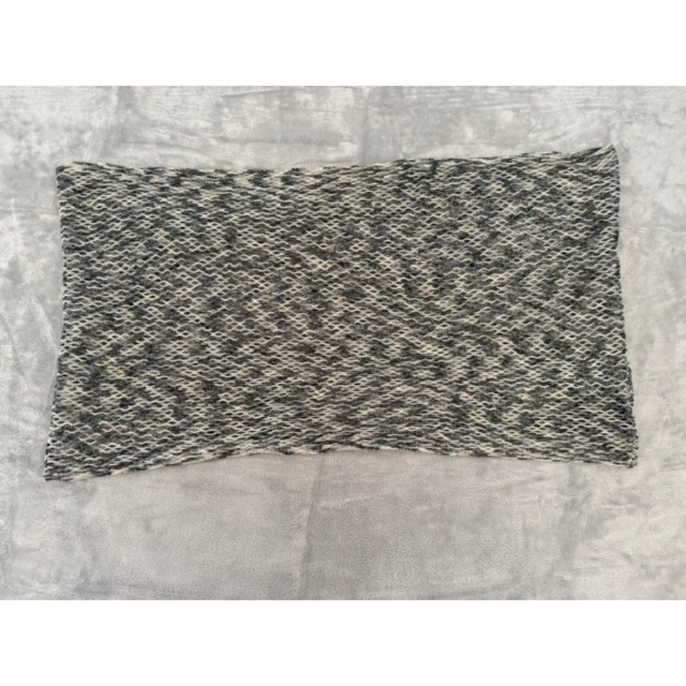 Steve Madden Metallic Open Knit Infinity Scarf Black Gray One Size - Picture 3 of 8